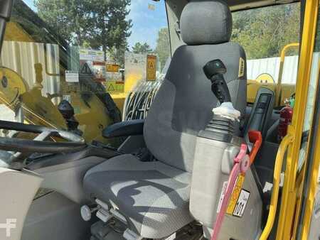 Mobilní bagry 2014 Volvo EW140D (48)