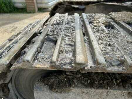 Korečková rýpadla 2000 Komatsu PC180LC-6K MACHINE SUISSE (46)