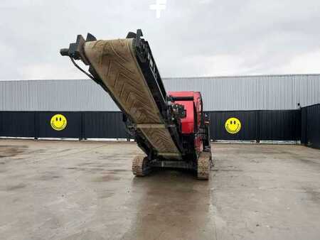 Outro 2024 Red Rhino 7000 A MACHOIRE (4)