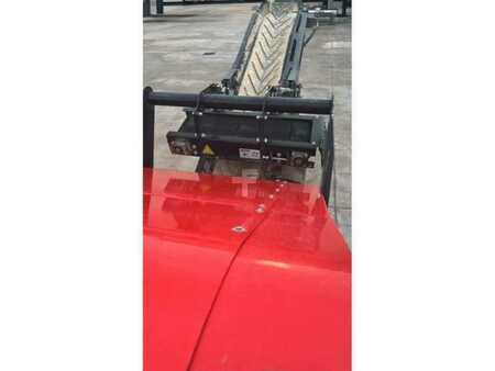 Outro 2024 Red Rhino 7000 A MACHOIRE (7)