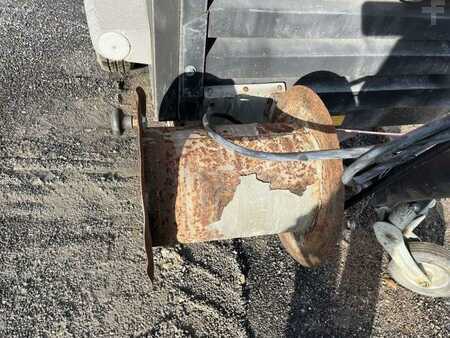 Pozostałe 2005 Atlas Copco XAS67 (13)