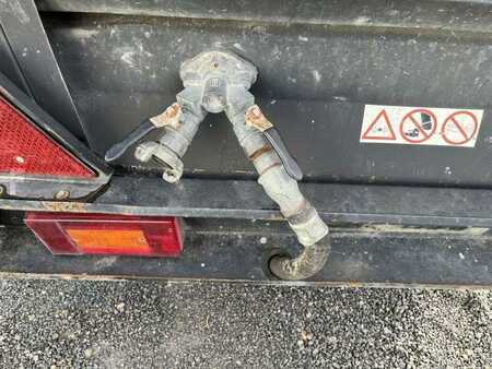 Pozostałe 2005 Atlas Copco XAS67 (20)