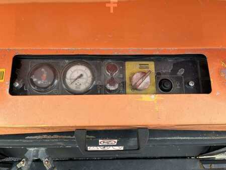 Pozostałe 2005 Atlas Copco XAS67 (21)