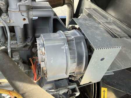 Pozostałe 2005 Atlas Copco XAS67 (34)