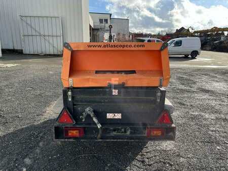 Pozostałe 2005 Atlas Copco XAS67 (9)