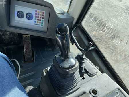 Miscelaneo 2008 Liebherr L506 Stereo (39)