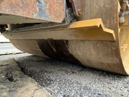 Compacteur tandem 2004 Caterpillar CB-224E (17)
