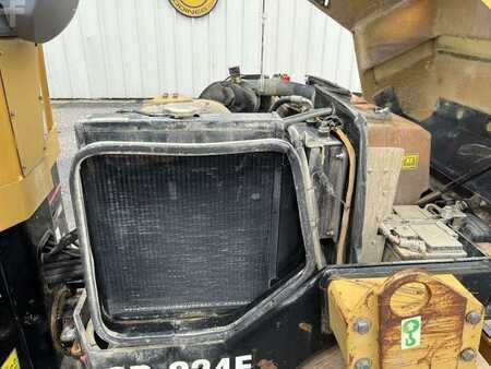 Compacteur tandem 2004 Caterpillar CB-224E (28)
