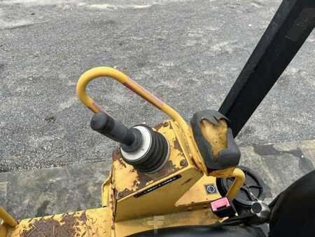 Compacteur tandem 2004 Caterpillar CB-224E (36)