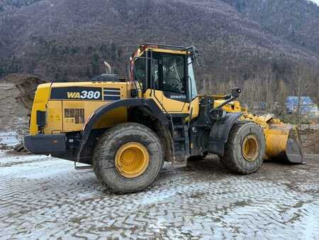 Chargeuse sur pneus 2018 Komatsu WA380-8 (3)