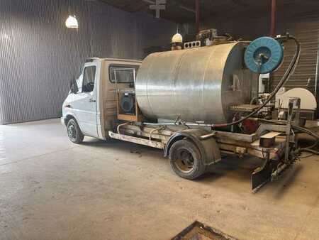 Egyéb 1999 Mercedes-Benz 410 A EMULSION + TREMI GRAVILLON (2)