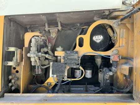 Nakládací pásová vozidla 2007 Liebherr LR614 (25)