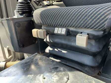 Nakládací pásová vozidla 2007 Liebherr LR614 (36)