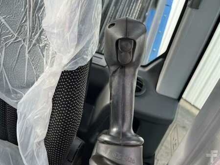 Koparki chwytakowe 2016 Fuchs MHL 350 (50)