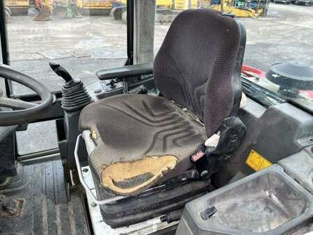 Miscelaneo 2010 Liebherr L506 Stereo (31)