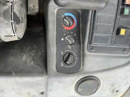 Miscelaneo 2010 Liebherr L506 Stereo (35)