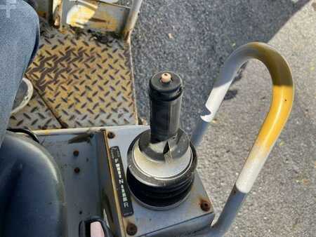 Compacteur tandem 2007 Caterpillar CB225E (38)