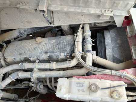 Wywrotki przegubowe 2013 Astra RD32C (10)