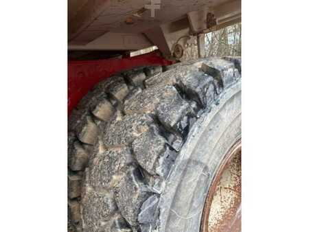 Wywrotki przegubowe 2013 Astra RD32C (17)