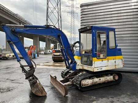 Mini-koparki 2000 Takeuchi TB45 (3)