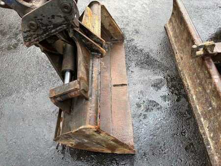 Mini-koparki 2000 Takeuchi TB45 (31)