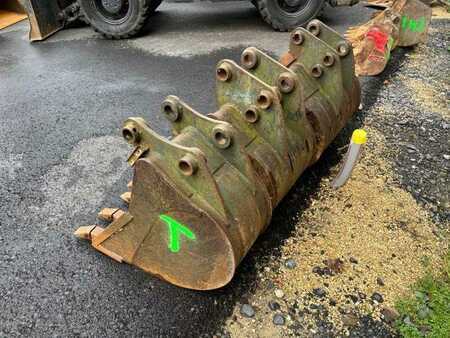 Mini-koparki 2000 Takeuchi TB45 (32)