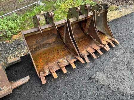 Mini-koparki 2000 Takeuchi TB45 (36)