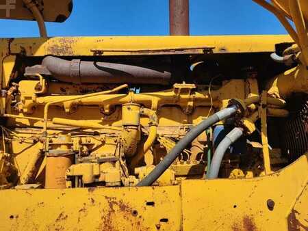 Bulldosere 1975 Caterpillar D8K + Porte Engins (30)