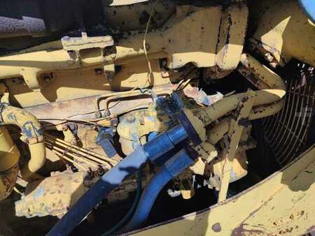 Bulldosere 1975 Caterpillar D8K + Porte Engins (32)