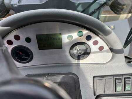 Miscelaneo 2015 SCHAEFF TL65 (46)