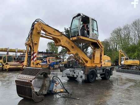 Konvolutt gravemaskin 2001 Liebherr A316 LITRONIC (2)