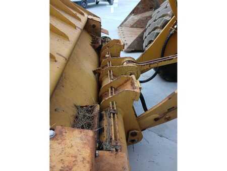 Chargeuse sur pneus 2019 Caterpillar 926M (10)