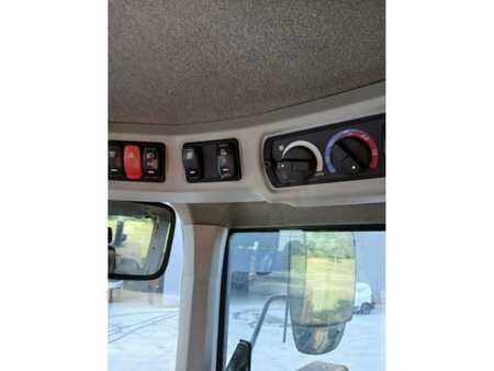 Chargeuse sur pneus 2019 Caterpillar 926M (29)