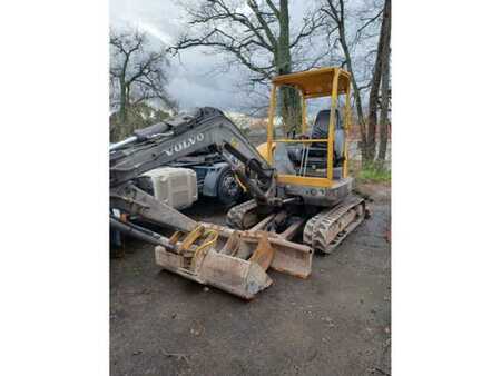 Mini-koparki 2005 Volvo ECR38 (6)