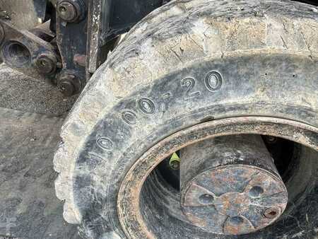 Mobiele graafmachines 2011 Hitachi ZX210W-3 (28)