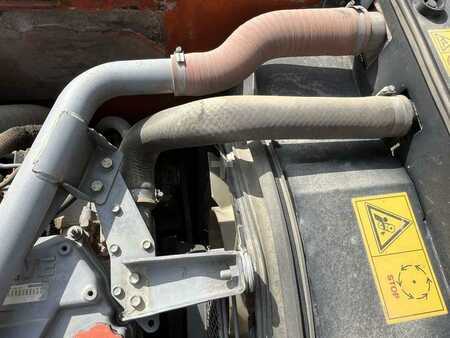 Mobiele graafmachines 2011 Hitachi ZX210W-3 (46)