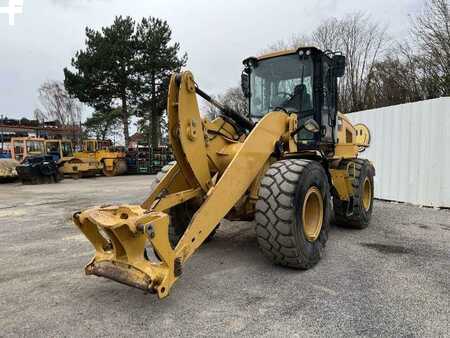 Chargeuse sur pneus 2016 Caterpillar 926M (2)