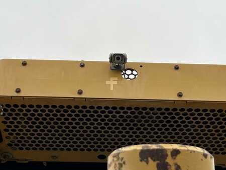 Pásové buldozery 2013 Caterpillar D6T LGP (30)