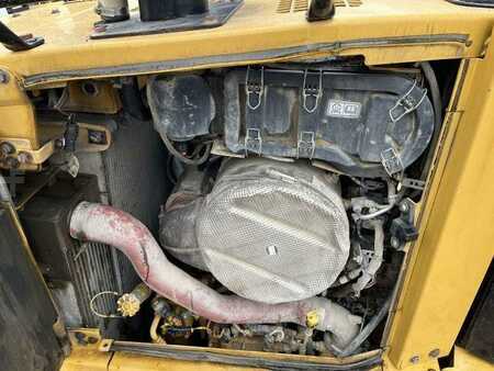 Pásové buldozery 2013 Caterpillar D6T LGP (33)