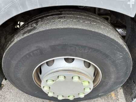 Muut 2009 Renault PREMIUM 370-26 (16)