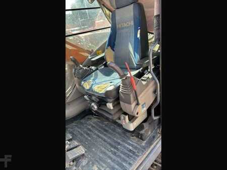 Překládací bagry  2007 Hitachi ZX210LC-3 (8)