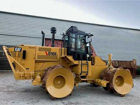 Pozostałe 2011 Caterpillar 816F2 (2)