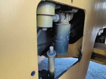 Chargeuse sur pneus 1998 Komatsu WA270-3 (17)
