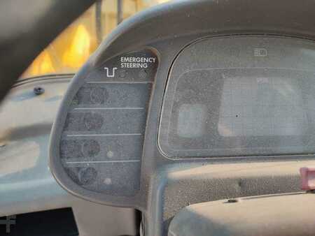 Chargeuse sur pneus 1998 Komatsu WA270-3 (41)