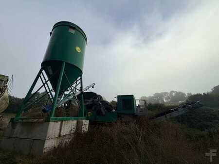 Miscelaneo 2011 VERSCHUERE CENTRALE TRAITEMENT CHAUX (3)