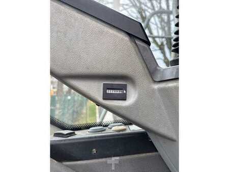 Excavadoras de cadenas 2015 Liebherr R922 NLC (5)