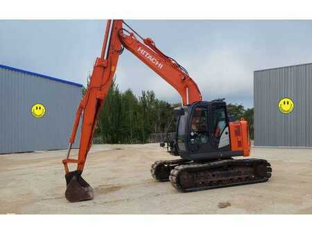 Escavatori cingolati 2018 Hitachi ZX135US-6 (1)