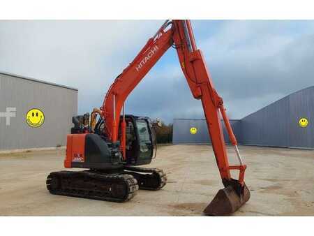 Escavatori cingolati 2018 Hitachi ZX135US-6 (2)