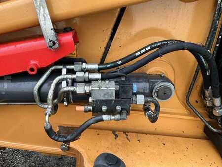 Altri 2016 Case 580ST (19)