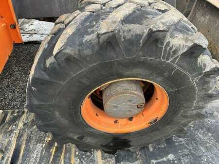 Mobilní bagry 2012 Volvo EW140D (27)